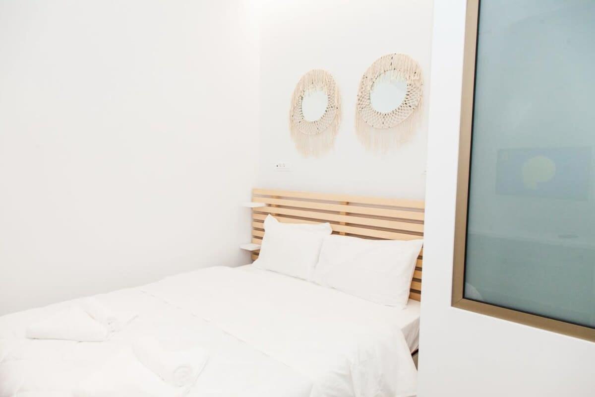 Comfortable 2 Bd Near Sintagma Square Apartment Athens