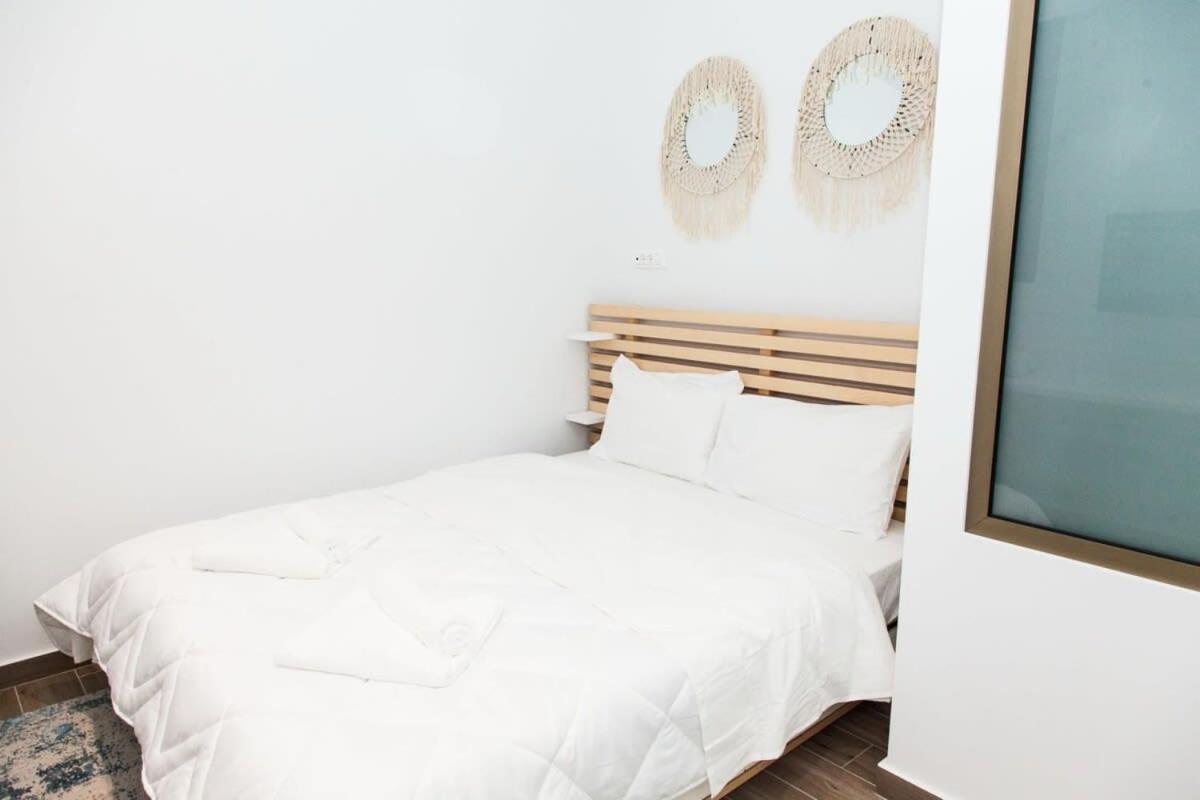 Comfortable 2 Bd Near Sintagma Square Apartment *