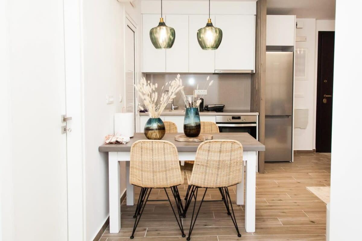 Apartment Comfortable 2 Bd Near Sintagma Square